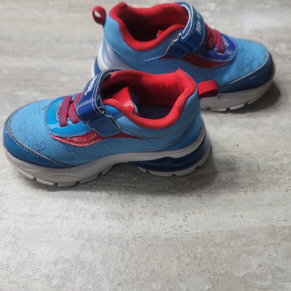 #259 Paw Patrol Kid Light Up Shoes sz 8 - Picture 3 of 7